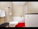Apartmaji Rose - comfy deluxe : A1(4) Makarska - Riviera Makarska  - Apartma - A1(4): kopalnica