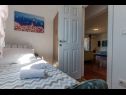 Apartmaji Duki - sea view: A1(4+1), A2(3+2) Makarska - Riviera Makarska  - Apartma - A2(3+2): spalnica