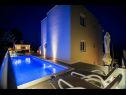 Apartmaji Luxury - heated pool, sauna and gym: A1(2), A2(2), A3(4), A4(2), A5(4), A6(2) Makarska - Riviera Makarska  - hiša