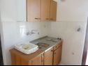 Apartmaji Drago - 50 m from sea: A2(2+2) Betina - Otok Murter  - Apartma - A2(2+2): kuhinja