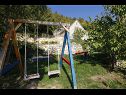 Hiša za počitnice Mario - with pool: H(6+2) Gata - Riviera Omiš  - Hrvaška  - otroško igrišče