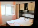 Apartmaji Stjepan - 10m from beach: A1(4+1), A2(2+2), A3(2+1) Pag - Otok Pag  - Apartma - A2(2+2): spalnica