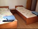 Apartmaji Sab - 40 m from beach: A1(4+2), A5(4+2), A2(4+2) Povljana - Otok Pag  - Apartma - A5(4+2): spalnica
