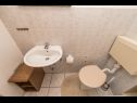 Apartmaji Jadra - 28 m from beach: A1(2+2), A2(5), A3(2+3), A4(6) Stara Novalja - Otok Pag  - Apartma - A3(2+3): kopalnica s straniščem