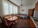 Apartmaji Dami - 100m from the sea A1 Sun(2+1), A2 Earth(2+1), A3 Sea(2+1), A4 Wind(2+1) Orebić - Polotok Pelješac  - Apartma - A1 Sun(2+1): kuhinja in jedilnica