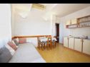 Apartmaji Jera-  barbecue and free berth for boat A1(4+1), A2(2+1) Zaliv Kanica (Rogoznica) - Riviera Šibenik  - Hrvaška  - Apartma - A2(2+1): dnevna soba