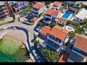 Apartmaji Modri Dragulj A1(2), A2(4), A3(4) Ražanj - Riviera Šibenik  - hiša