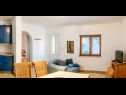Apartmaji Modri Dragulj A1(2), A2(4), A3(4) Ražanj - Riviera Šibenik  - Apartma - A1(2): dnevna soba