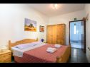 Apartmaji Modri Dragulj A1(2), A2(4), A3(4) Ražanj - Riviera Šibenik  - Apartma - A2(4): spalnica