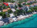 Apartmaji Milans - 25m from the beach: A3(2+2), A4(2+2), A5(6+1) Ražanj - Riviera Šibenik  - hiša