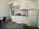 Apartmaji Bilja - 20 M from the sea A1(2), A2(2), A3(2), A4(6) Rogoznica - Riviera Šibenik  - Apartma - A2(2): kuhinja