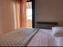 Apartmaji Bilja - 20 M from the sea A1(2), A2(2), A3(2), A4(6) Rogoznica - Riviera Šibenik  - Apartma - A4(6): spalnica