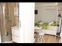 Apartmaji Ton - 30 m from sea : 1-A1(2+2), 2-SA2(2) Šibenik - Riviera Šibenik  - Studio apartma - 2-SA2(2): dnevna soba