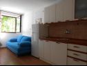 Apartmaji Desy - free parking & BBQ: SA1(2+2), SA2(2+2), A3(4+2) Srima - Riviera Šibenik  - Studio apartma - SA2(2+2): kuhinja