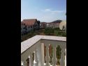 Apartmaji Marija - 100 m from beach: A1(4), A2(4), A3(4), A4(3), A5(2+1) Tribunj - Riviera Šibenik  - Apartma - A1(4): pogled