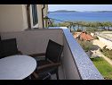 Apartmaji Zdenka - 10 m from the beach : A1(4+2), A2(2+2), A3(2+2), A4(4+2), SA5(2) Vodice - Riviera Šibenik  - pogled z balkona (hiša in okolica)