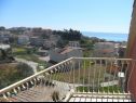 Apartmaji Vini- beautiful garden and terrase A4(4+2) Podstrana - Riviera Split  - Apartma - A4(4+2): pogled s terase