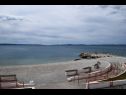 Apartmaji Jurica - 300 m from sea: A1 Lea(2+1), A2 Roko(2+1) Split - Riviera Split  - plaža