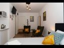 Apartmaji Edvard - garden terrace : SA1- zeleni (2), SA2- plavi (2) Split - Riviera Split  - Studio apartma - SA1- zeleni (2): interijer