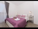 Apartmaji Ivica - 100m from the sea A1(2+2), A2(2+2), A3(2+2), A4(2+2), A5(3+2) Drvenik Veli (Otok Drvenik Veli) - Riviera Trogir  - Apartma - A2(2+2): spalnica