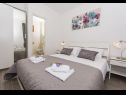 Apartmaji Ivica - 100m from the sea A1(2+2), A2(2+2), A3(2+2), A4(2+2), A5(3+2) Drvenik Veli (Otok Drvenik Veli) - Riviera Trogir  - Apartma - A3(2+2): spalnica