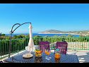 Hiša za počitnice Željko - sea view H(4+2) Drvenik Mali (Otok Drvenik Mali) - Riviera Trogir  - Hrvaška  - H(4+2): terasa