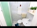 Apartmaji Marija - beautiful sea view: A1(4+1) Drvenik Mali (Otok Drvenik Mali) - Riviera Trogir  - Apartma - A1(4+1): kopalnica s straniščem