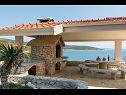 Hiša za počitnice Slobodna - 20 from beach; H(4) Zaliv Ljubljeva (Vinišće) - Riviera Trogir  - Hrvaška  - kamin