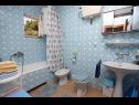 Apartmaji Pero - 70m from the sea: A1(6), A2(2) Marina - Riviera Trogir  - Apartma - A1(6): kopalnica s straniščem