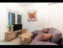 Apartmaji Lux 1 - heated pool: A1(4), A4(4) Marina - Riviera Trogir  - Apartma - A4(4): dnevna soba