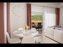 Apartmaji Lux 2 - heated pool: A2(4+2), A3(4+2) Marina - Riviera Trogir  - Apartma - A3(4+2): jedilnica
