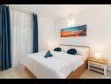 Apartmaji Lux 3 - heated pool: A5(4+2), A6(4+2) Marina - Riviera Trogir  - Apartma - A5(4+2): spalnica