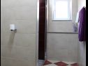 Apartmaji Milka - 100m from the sea A1(4), A2(2+1) Seget Donji - Riviera Trogir  - Apartma - A1(4): kopalnica s straniščem