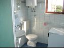 Apartmaji Ante - 50 M from the sea : A1(5), A2(8) Seget Vranjica - Riviera Trogir  - Apartma - A1(5): kopalnica s straniščem