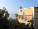 Apartmaji Rose - 30 m from the beach: A1(2+1), A2(2+1), A3(2+1), A4(2+1), A5(2+1) Seget Vranjica - Riviera Trogir  - Apartma - A3(2+1): balkon
