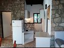 Hiša za počitnice Ivica - charming house next to the sea H(2+2) Sevid - Riviera Trogir  - Hrvaška  - H(2+2): kuhinja