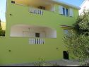 Apartmaji Gor A1(2+2), B2(2+2) Sevid - Riviera Trogir  - hiša