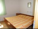 Apartmaji Gor A1(2+2), B2(2+2) Sevid - Riviera Trogir  - Apartma - A1(2+2): spalnica
