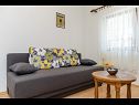 Apartmaji Vesna - comfortable: A1(4+1) Trogir - Riviera Trogir  - Apartma - A1(4+1): dnevna soba