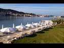 Hiša za počitnice Mirjana - beautiful garden with barbecue: H(4+1) Trogir - Riviera Trogir  - Hrvaška  - plaža