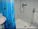 Apartmaji Tone - spacious and comfortable: A1 zuti(5+2), A2 plavi(5+2) Trogir - Riviera Trogir  - Apartma - A1 zuti(5+2): kopalnica s straniščem