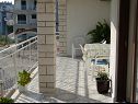 Apartmaji Tone - spacious and comfortable: A1 zuti(5+2), A2 plavi(5+2) Trogir - Riviera Trogir  - Apartma - A1 zuti(5+2): pokrita terasa