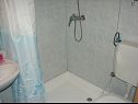 Apartmaji Tone - spacious and comfortable: A1 zuti(5+2), A2 plavi(5+2) Trogir - Riviera Trogir  - Apartma - A2 plavi(5+2): kopalnica s straniščem