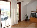 Apartmaji Tone - spacious and comfortable: A1 zuti(5+2), A2 plavi(5+2) Trogir - Riviera Trogir  - Apartma - A2 plavi(5+2): dnevna soba