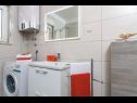 Apartmaji Maša - modern sea view apartment: A1(4+1) Trogir - Riviera Trogir  - Apartma - A1(4+1): kopalnica s straniščem