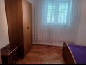 Apartmaji Marija - 10m from beach: A1(4+1), A2(6), A3(6+2) Trogir - Riviera Trogir  - Apartma - A1(4+1): spalnica
