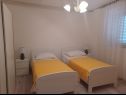 Apartmaji Marija - 10m from beach: A1(4+1), A2(6), A3(6+2) Trogir - Riviera Trogir  - Apartma - A3(6+2): spalnica
