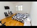 Apartmaji Iva - 150m from the beach: A1(4), A3(3), SA2(2) Trogir - Riviera Trogir  - Studio apartma - SA2(2): spalnica