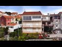 Apartmaji Tomi - with beautiful view: A1(4+1) Trogir - Riviera Trogir  - hiša