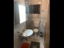 Apartmaji Ante - perfect sea view: A1(2+2), A2(2+2) Vinišće - Riviera Trogir  - Apartma - A1(2+2): kopalnica s straniščem